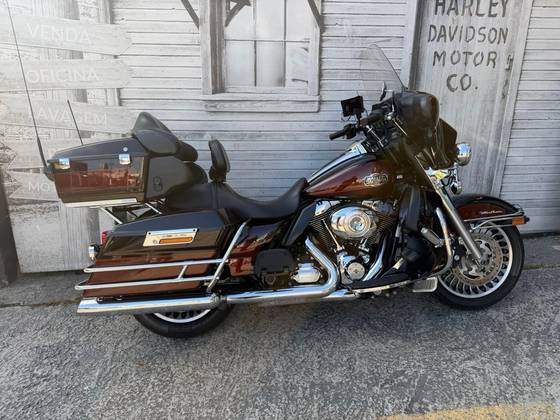 HARLEY-DAVIDSON ULTRA ELECTRA GLIDE CLASSIC 